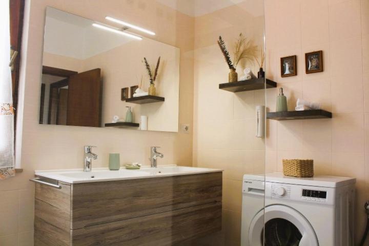 Casa Luisa Apartment ปีติญาโน ภายนอก รูปภาพ
